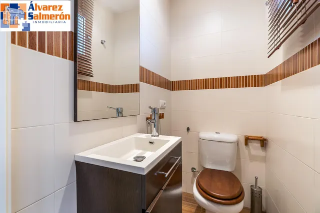 ADOSADA EN URBANIZACIÓN EN HUETOR VEGA — 16