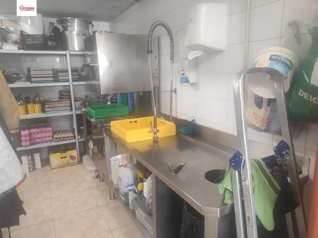 En Villatoro. Se vende restaurante en pleno funcionamiento — 16