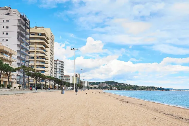 Parcela en venta en suelo urbano en Els Estanys de Platja d' - foto 4