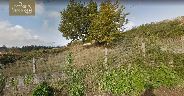 Parcela urbanizable de 1000 m2 en Paiosaco — 2