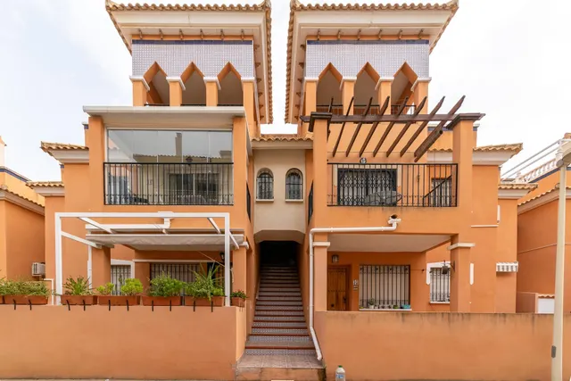 **Dúplex en Venta en Orihuela Costa - ¡Tu nuevo hogar te espera!** — 46