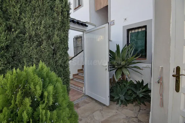 Encantador bungalow con jardín privado cerca de la playa en Calpe — 18