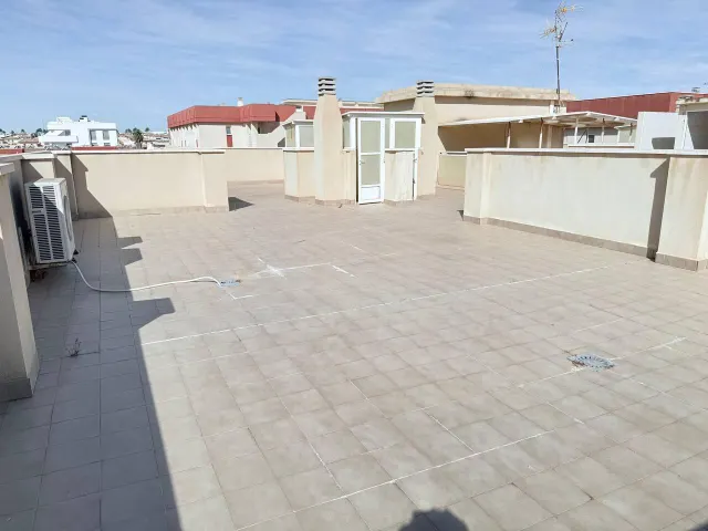 Excelente atico de 4 dormitorios en Lomas de Cabo Roig — 47