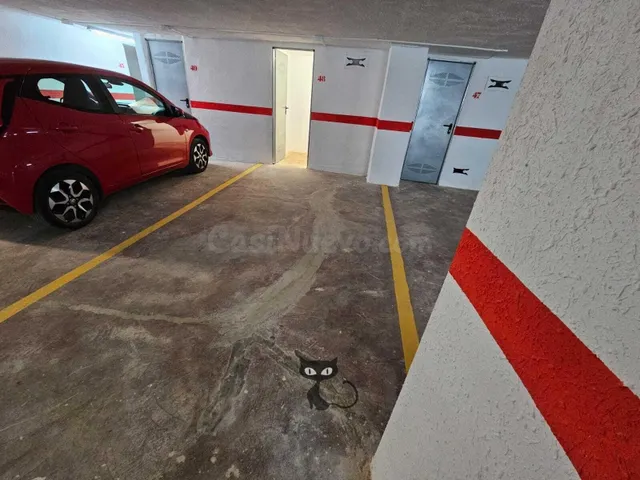 Hermosa Plaza de Garaje con Trastero en Zona Centrica!!! — 4