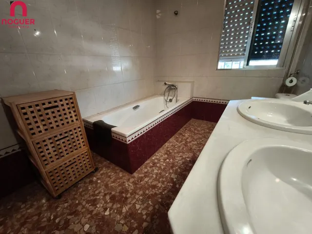 FANTASTICA CASA ZONA AEROPUERTO CON LUZ Y AGUA Y ESCRITURAS — 13