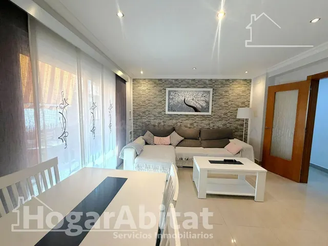 ¡Espectacular! Amplio, impecable y moderno con balcón, todo  - foto 3