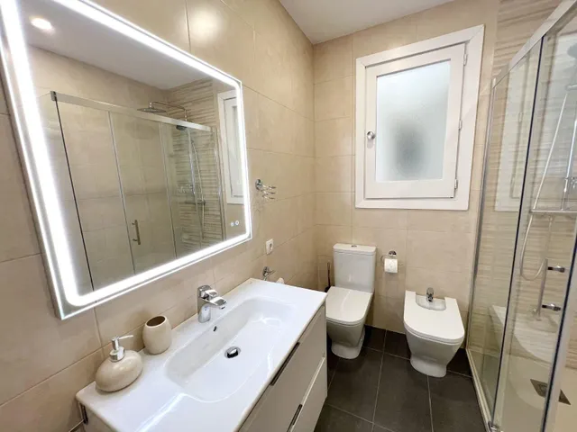 Apartamento 3 habitaciones 77m² en alquiler - Born — 19