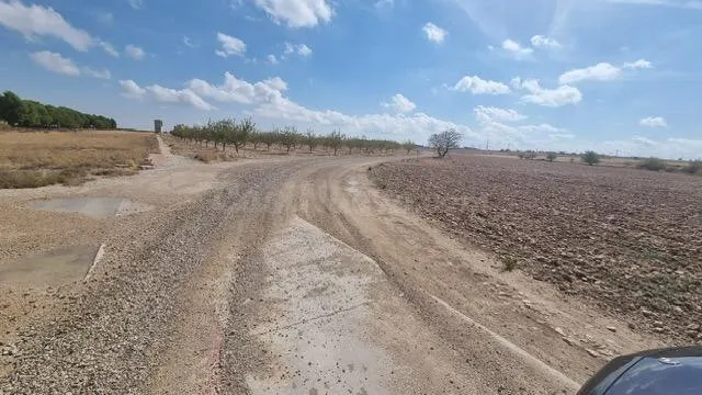 Conjunto de cinco terrenos urbanos en Urb. Alto de La Muela - foto 5