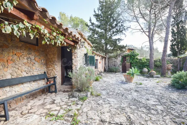 Casa de pueblo con mucho carácter y encanto en plena Serra d - foto 2