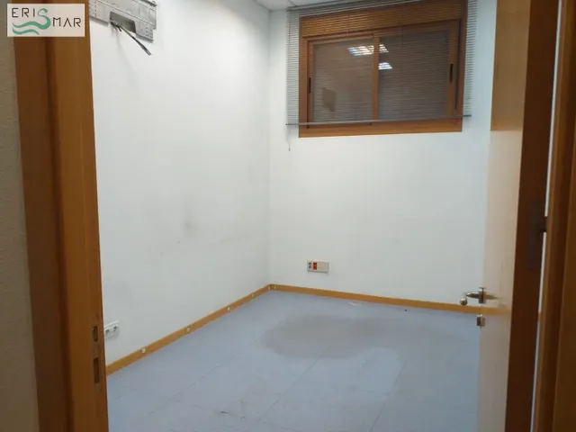 LOCAL COMERCIAL EN ALQUILER Y VENTA EN NAVALCARNERO — 15