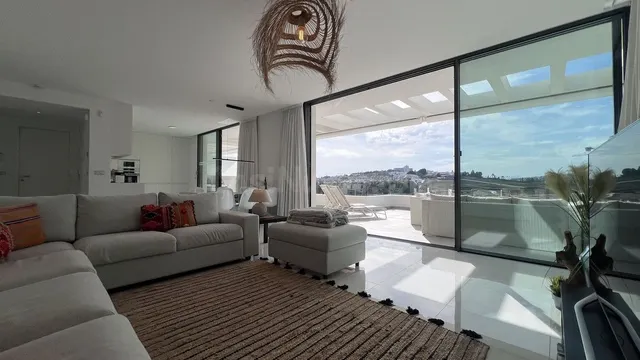 Ático 3 habitaciones 134m² en venta - Zona Las Mesas - foto 5