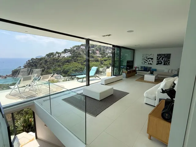 Chalet Independiente en Santa Cristina D'Aro — 10