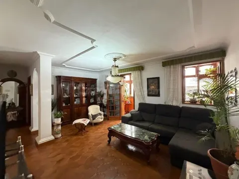 ¡Listo para entrar a vivir! Acogedor piso en Zárate
