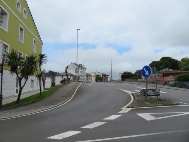 SOLAR URBANIZABLE EN VEGADEO - foto 5