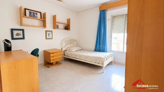 Casa en venta en exclusiva en el centro de Alcolea, con coch - foto 4