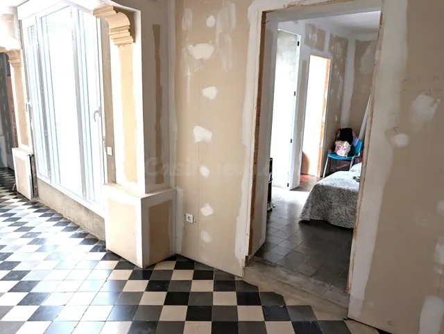 CASA ENTERA EN VENTA EN EL CENTRO DE DON BENITO - foto 2