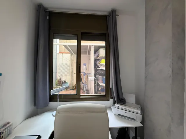 PISO DE 4 DORMITORIOS CON BALCÓN Y PATIO INTERIOR EN VENTA EN LA RÀPITA — 11