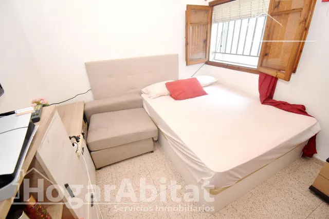¡ESPECTACULAR! AMPLIO, IMPECABLE Y MUY LUMINOSO  CON GRAN TERRAZA — 25