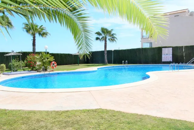 Apartamento 2 habitaciones 72m² en venta - Punta Prima - foto 2