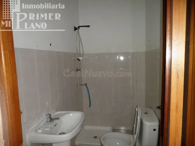 *LOCAL EN AVDA ANTONIO HUERTAS DE 150 M2 CON 4 ESCAPARATES P - foto 4