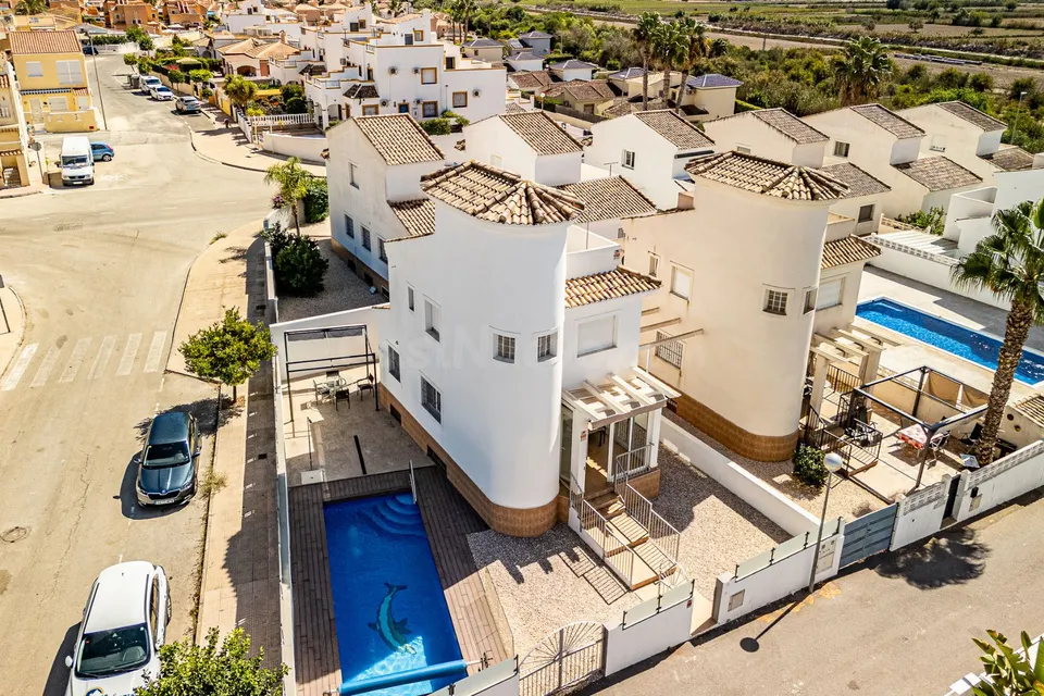 Villa 4 habitaciones 143m² en venta - La marina
