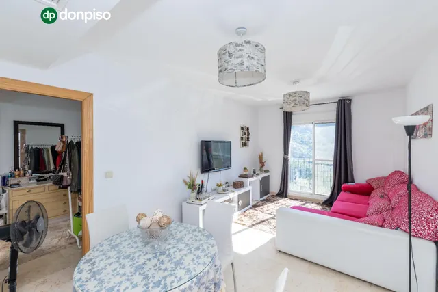 Piso de 2 dormitorios con vistas a la montaña en Güéjar Sierra – Granada — 2