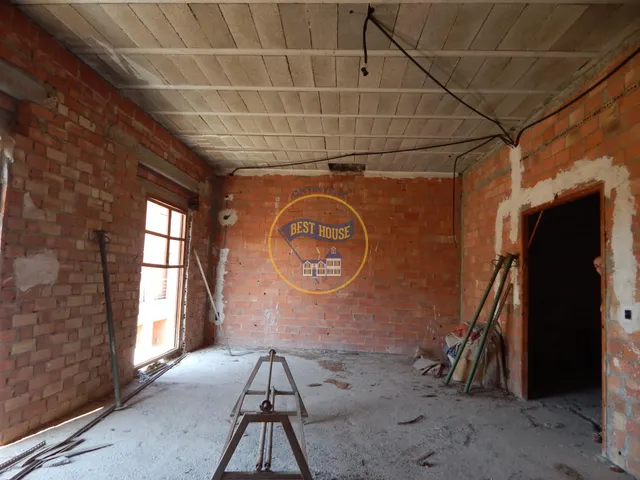 OPORTUNIDAD AMPLIA CASA CON LOCAL EN AIELO DE MALFERIT - foto 3