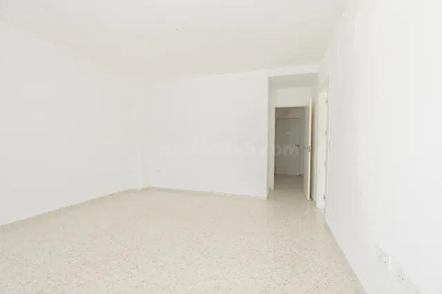 CASA ADOSADA VPO EN ALQUIFE – AMPLITUD, TRANQUILIDAD Y UNA G - foto 4