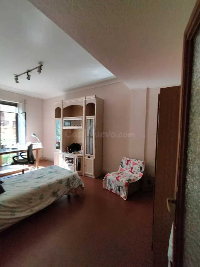 ALQUILER PISO PARA ESTUDIANTES 5 DORMITORIOS SERVICIOS CENTR - foto 5