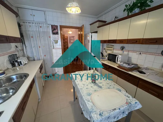 ¡PISO EN VENTA EN CÁNOVAS! AMPLIO Y CON GARAJE INCLUIDO ✨ — 3