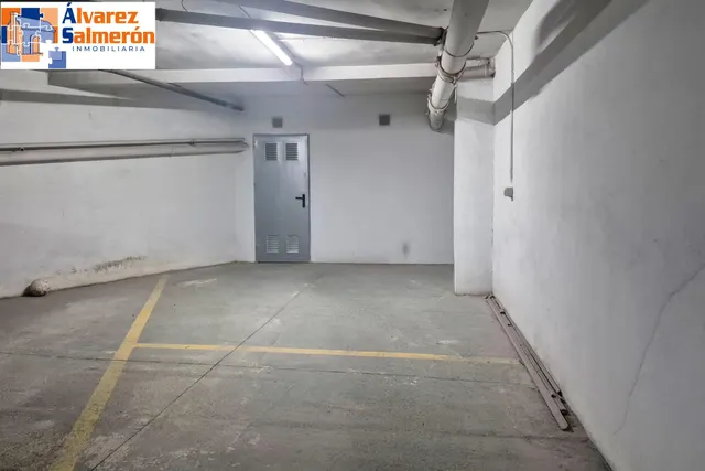 Piso y cochera en venta junto Acera de Darro. — 38