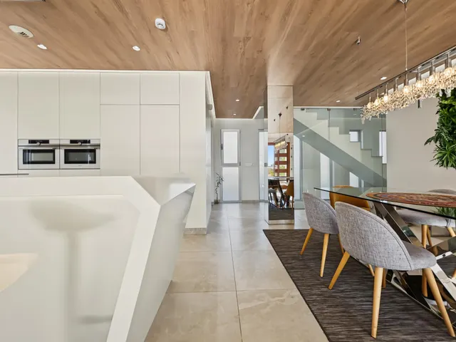 Villa de lujo con vistas al mar en Aguamarina, a 200 metros de la playa — 9