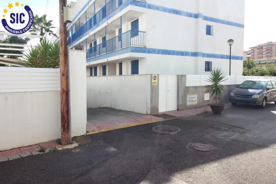 Plaza de parking en garaje cerrado comunitario en zona de la playa de morro de Gos, playa de la Concha y pueblo de Oropesa del Mar
