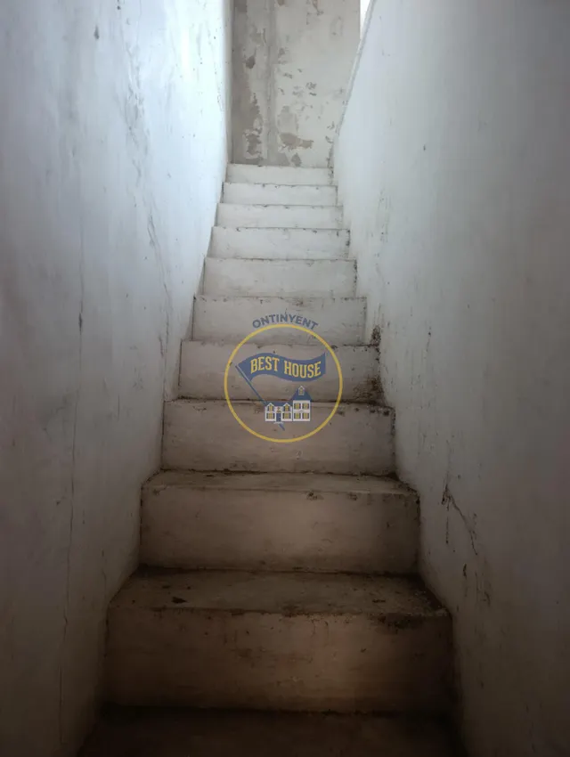 Oportunidad amplia casa de pueblo en Montesa para reformar a tu gusto — 41