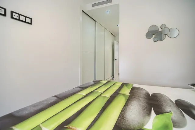 Apartamento 2 habitaciones 77m² en venta - Zona Pueblo — 12