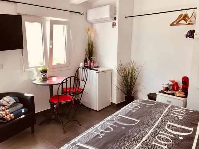 Hermosa villa con dos apartamentos separados y un estudo — 15