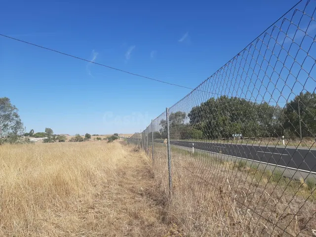 Terreno a pie de carretera en el Cruce del Gallo Casar de Cá - foto 5