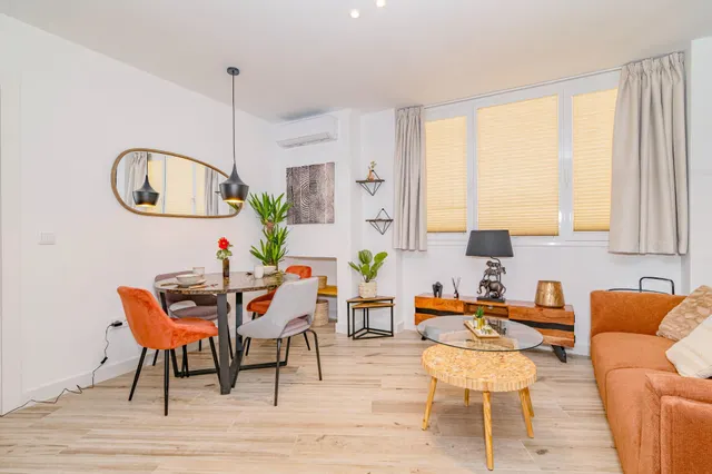 Edificio premiun gran lujo  nuevo totalmente reformado y equipado con mobiliario exclusivo  en el centro de Granada — 6