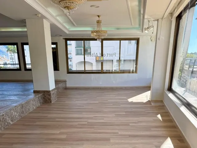 LOCAL COMERCIAL EN VENTA EN ALTEA — 11
