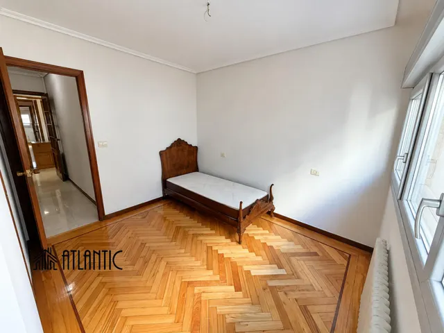 Piso 4 habitaciones 135m² en venta - Corte Inglés — 28