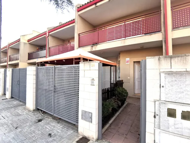¡ALQUILER EXCLUSIVO! CASA DÚPLEX EN ZONA RESIDENCIAL EN LA PLAYA DE MALVARROSA DE CORINTO, SAGUNTO! — 4