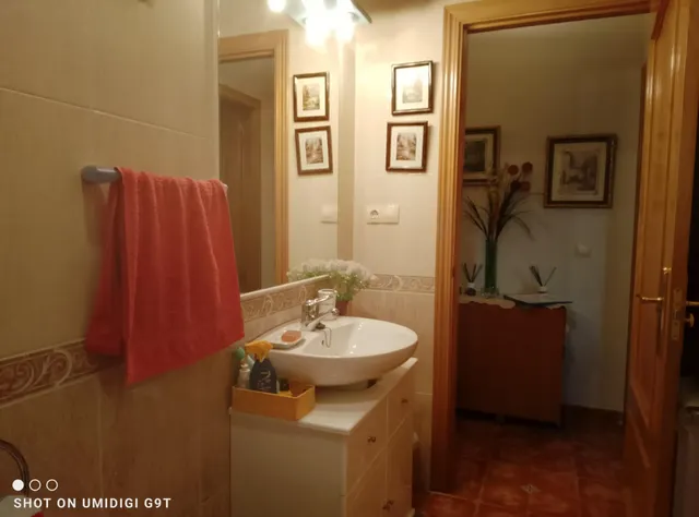 AOC VENDE ADOSADO 4 HAB, 3 BAÑOS, GARAJE Y TRASTERO — 28