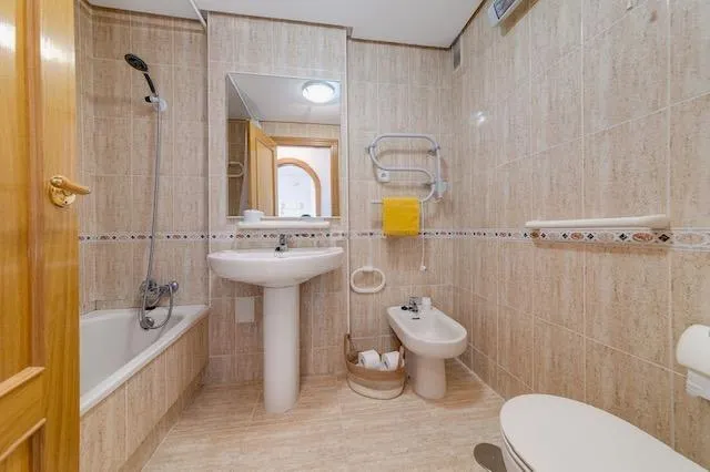 Apartamento junto a la playa de Aguamarina — 9