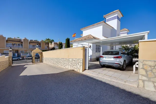 Villa independiente en venta en Las Filipinas, Orihuela Cost - foto 3