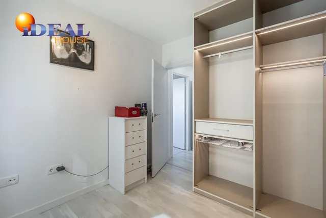 Piso con terraza en Albolote — 22