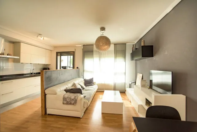 Piso en C/ Santos  A. Ochandategui 17, Buztintxuri, Pamplona — 14