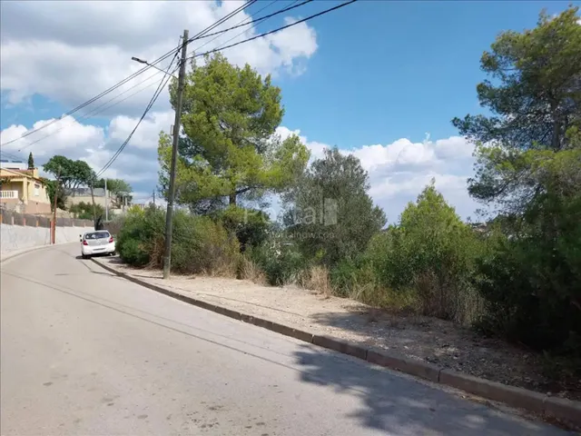 SE VENDE TERRENO URBANO EN VILADECAVALLS — 8