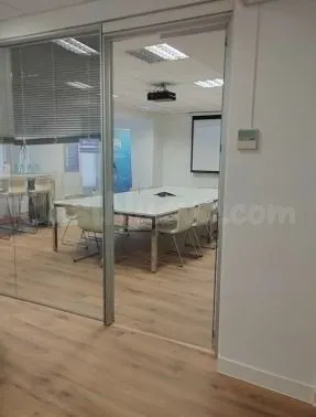 CUZCO-CASTELLANA, OFICINA LUMINOSA Y EXTERIOR 595m2, calefac - foto 4