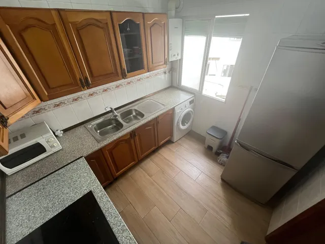 SE ALQUILA PISO EN ULÍA — 37