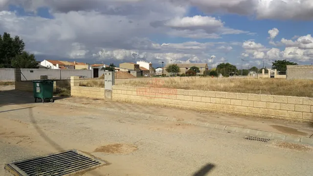 OPORTUNIDAD! SE VENDE ESPECTACULAR SOLAR DE CASI 1000 METROS - foto 3